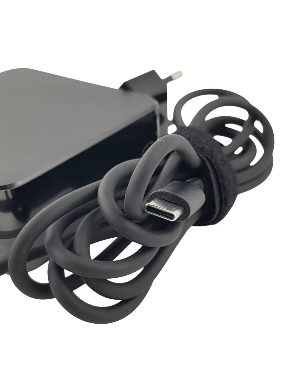 Универсално зарядно устройство USB Type-C – 65W